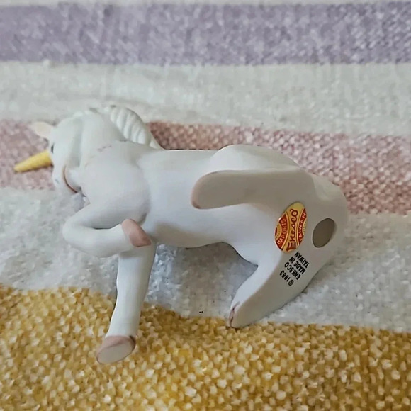 1983 UNICORN - Picture 3 of 5